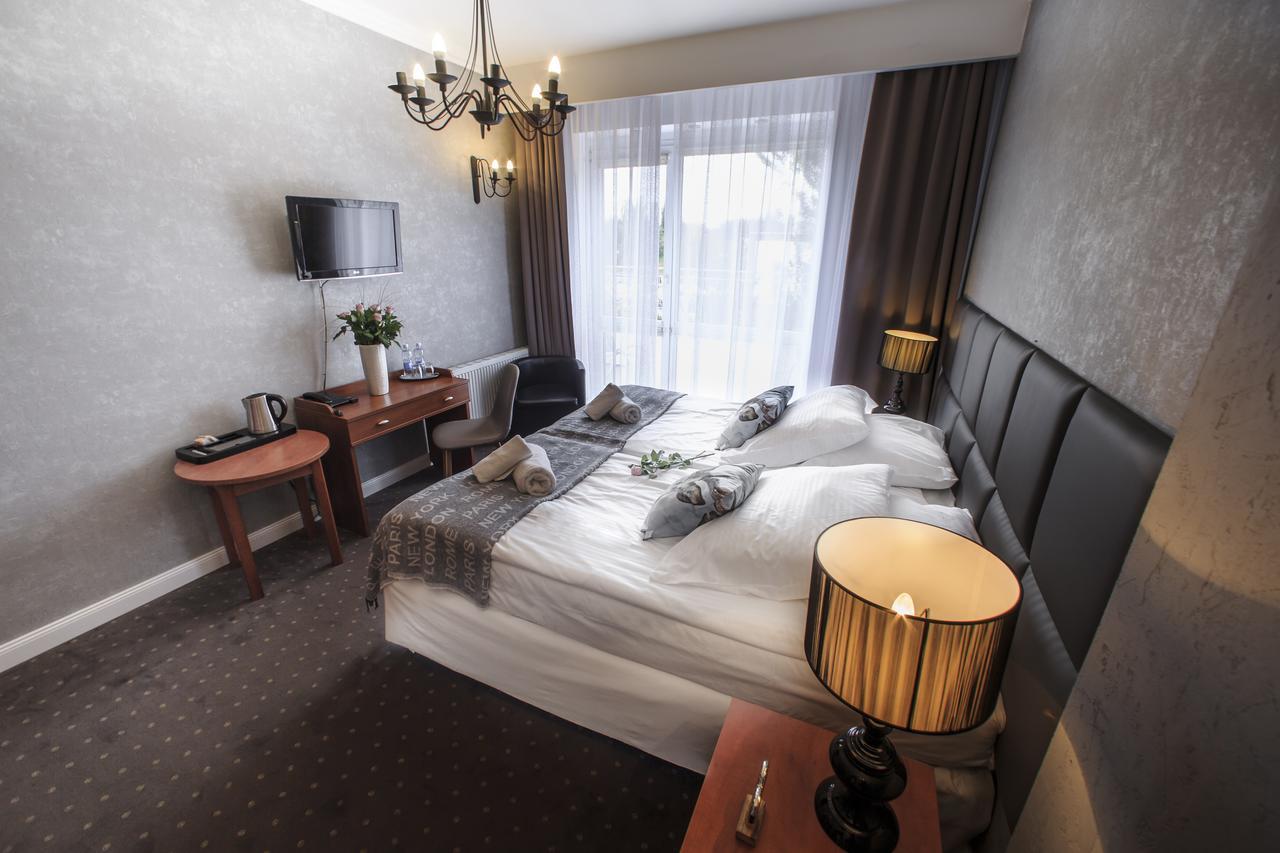 Rezydencja Pod Teznia & Spa Inowroclaw Esterno foto