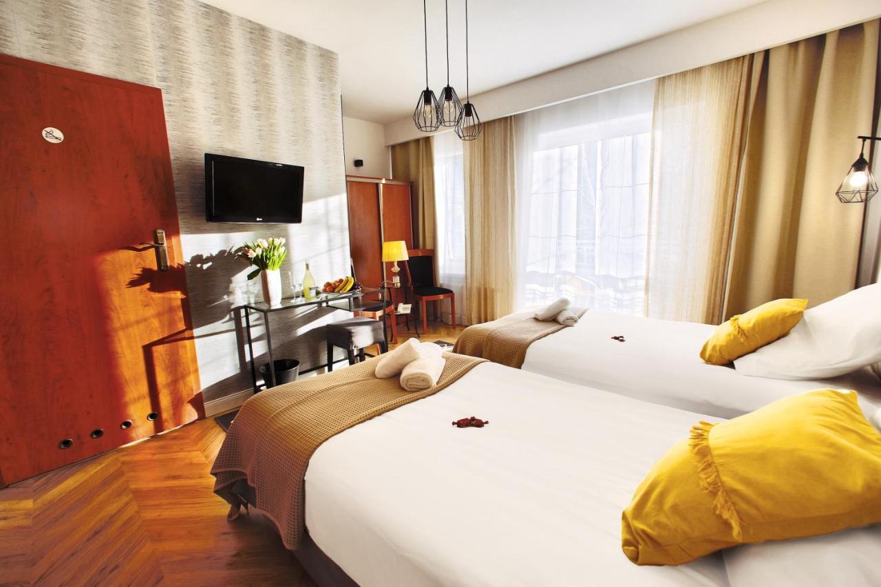 Rezydencja Pod Teznia & Spa Inowroclaw Esterno foto